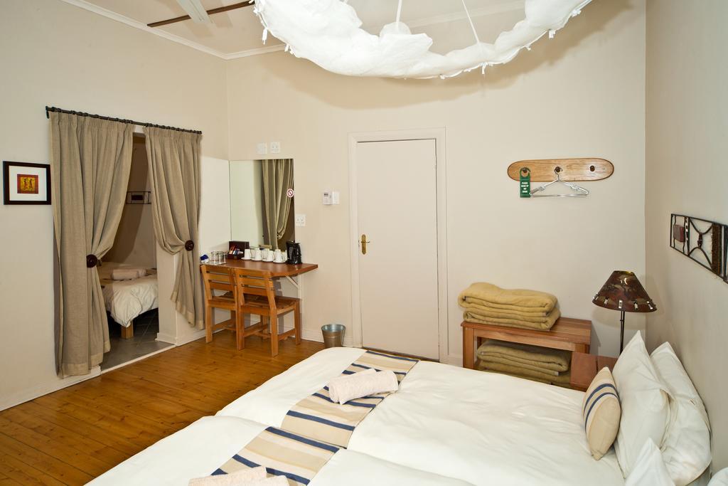 Bahnhof Hotel Aus Rum bild